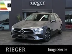 Grey metallic Gebraucht 2023 Mercedes A180 Advanced Limousine | 27.488 € (Guter Preis)