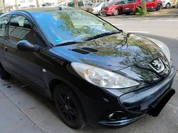 Schwarz Gebraucht 2012 Peugeot 206+ Kleinwagen | 2.400 € (Guter Preis)