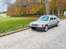 Schwarz Gebraucht 1992 Mercedes 190 Limousine | 9.990 €