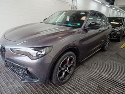 Grau Gebraucht 2024 Alfa Romeo Stelvio Veloce SUV | 36.950 € (Guter Preis)