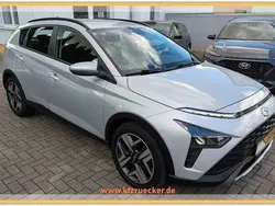 Silber Gebraucht 2021 Hyundai Bayon Intro Edition SUV | 16.549 € (Fairer Preis)