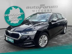 Schwarz Gebraucht 2024 Skoda Octavia Kombi | 28.481 € (Guter Preis)