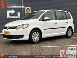 Weiß Gebraucht 2012 VW Touran Trendline Van / Kleinbus | 4.950 € (Fairer Preis)