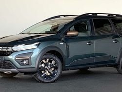 Grün Gebraucht 2024 Dacia Jogger Extreme Van / Kleinbus | 22.470 € (Fairer Preis)