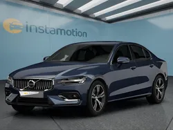Blau Gebraucht 2024 Volvo S60 Limousine | 35.149 € (Guter Preis)