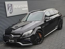 Schwarz Gebraucht 2015 Mercedes C63 AMG AMG Limousine | 37.990 € (Guter Preis)