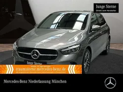Grau Gebraucht 2023 Mercedes B250e Advanced Van / Kleinbus | 30.590 € (Fairer Preis)