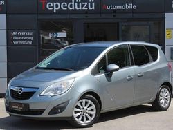 Silber Gebraucht 2012 Opel Meriva Van / Kleinbus | 4.999 € (Fairer Preis)
