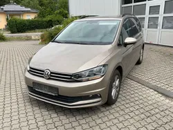 Beige Gebraucht 2020 VW Touran Comfortline Van / Kleinbus | 13.990 € (Guter Preis)