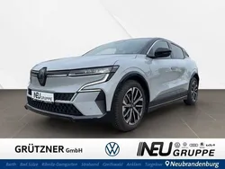 Andere farbe Gebraucht 2023 Renault Mégane Techno Kleinwagen | 28.990 €