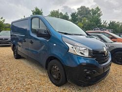 Blau Gebraucht 2018 Renault Trafic Komfort Van | 5.750 €