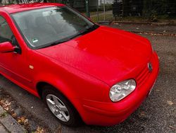 Rot Gebraucht 1999 VW Golf IV Kleinwagen | 2.200 € (Fairer Preis)