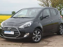 Schwarz Gebraucht 2016 Hyundai ix20 Style Van / Kleinbus | 14.890 € (Etwas zu teuer)
