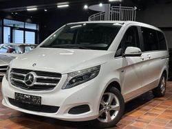 Bergkristallweiß metallic Gebraucht 2015 Mercedes V250 Avantgarde Van / Kleinbus | 24.950 € (Guter Preis)