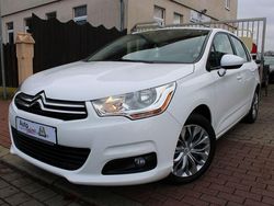 Weiß Gebraucht 2012 Citroën C4 Attraction Kombi | 5.990 € (Fairer Preis)
