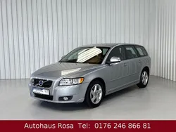Silber Gebraucht 2012 Volvo V50 Business Edition Kombi | 9.950 € (Etwas zu teuer)