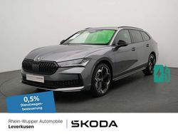 Grau Gebraucht 2025 Skoda Superb SportLine Kombi | 51.980 €