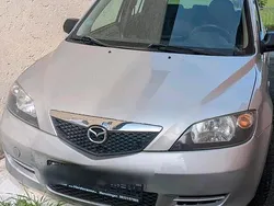 Silber Gebraucht 2005 Mazda 2 Kleinwagen | 260 € (Guter Preis)