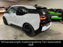 Capparisweiß/akzent bmw i blau Gebraucht 2015 BMW i3 Comfort Edition Kleinwagen | 12.480 € (Fairer Preis)
