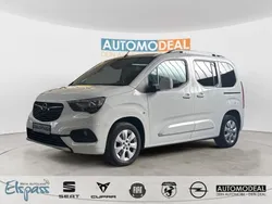 Weiss Gebraucht 2019 Opel Combo Life Innovation Van | 18.659 € (Guter Preis)
