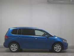 Blau Gebraucht 2021 VW Touran Comfortline Van / Kleinbus | 15.780 € (Superpreis)