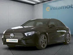 Schwarz Gebraucht 2022 Mercedes A250 Kleinwagen | 28.549 € (Etwas zu teuer)