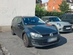 Grau Gebraucht 2016 VW Golf VII Kombi | 8.900 € (Guter Preis)