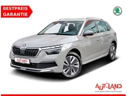 Stahlgrau (metallic) Gebraucht 2020 Skoda Kamiq Style SUV | 22.990 € (Etwas zu teuer)