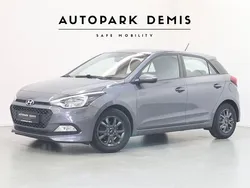 Grau Gebraucht 2018 Hyundai i20 YES! Limousine | 7.585 € (Guter Preis)