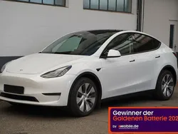 Weiß Gebraucht 2023 Tesla Model Y Standard Range SUV | 32.850 € (Guter Preis)