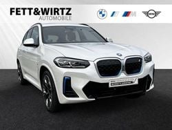 Mineralweiss metallic Gebraucht 2024 BMW iX3 Impressive SUV | 49.700 € (Guter Preis)