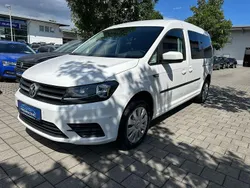 Weiß Gebraucht 2019 VW Caddy Maxi Trendline Van / Kleinbus | 12.900 € (Teuer)