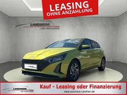 Gelb Neu 2025 Hyundai i20 Limousine | 17.935 € (Guter Preis)