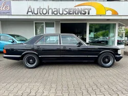 Schwarz Gebraucht 1983 Mercedes 500 SE Limousine | 8.999 €