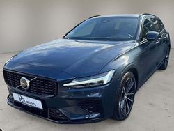 Blau Gebraucht 2025 Volvo V60 Plus Kombi | 40.995 € (Guter Preis)