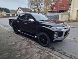 Schwarz Gebraucht 2021 Mitsubishi L200 Select Abholung | 33.200 € (Fairer Preis)