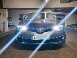 Gebraucht 2017 Toyota Auris Hybrid Kombi | 16.400 € (Fairer Preis)