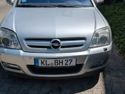 Silber Gebraucht 2004 Opel Signum Kombi | 900 € (Guter Preis)