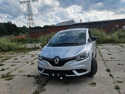 Silber Gebraucht 2021 Renault Scénic IV Van / Kleinbus | 10.675 €