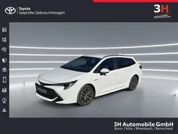 Weiß Gebraucht 2021 Toyota Corolla Team Kombi | 21.990 € (Fairer Preis)