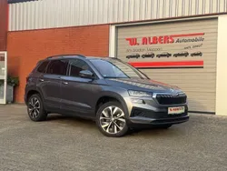 Grau Gebraucht 2022 Skoda Karoq Style SUV | 27.300 € (Etwas zu teuer)