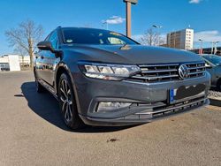 Grau Gebraucht 2021 VW Passat Business Kombi | 17.200 € (Guter Preis)