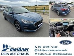 Blau Gebraucht 2024 Ford Focus Titanium X Limousine | 27.650 € (Teuer)