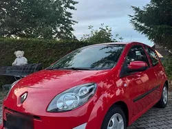 Rot Gebraucht 2010 Renault Twingo Kleinwagen | 1.990 € (Teuer)