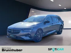 Grau Gebraucht 2021 Opel Insignia Ultimate Kombi | 21.750 € (Fairer Preis)