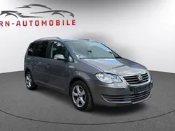 Slate grey metallic Gebraucht 2009 VW Touran United Van / Kleinbus | 7.790 € (Teuer)