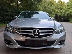 Grau Gebraucht 2014 Mercedes E220 Limousine | 13.700 € (Etwas zu teuer)