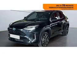 Mysticschwarz mica Gebraucht 2024 Toyota Yaris Cross Team SUV | 26.490 € (Fairer Preis)