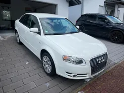 Weiß Gebraucht 2005 Audi A4 Limousine | 3.190 €