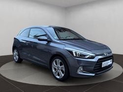Grau Gebraucht 2016 Hyundai i20 Style Coupé | 8.950 € (Guter Preis)